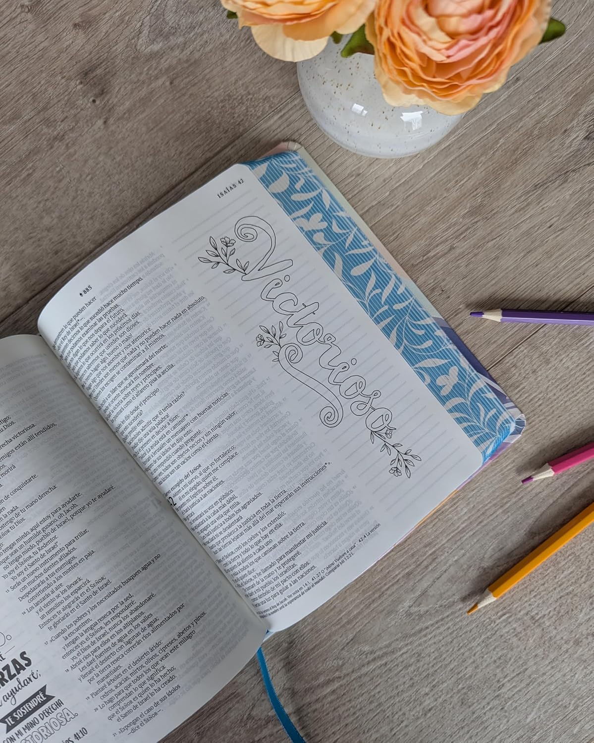 Biblia NTV Inspira con filament Paraíso Floral Sentí piel 8.25 Puntos