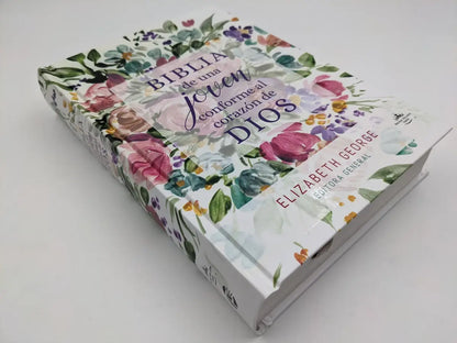 Biblia RV1960 de una joven conforme al corazón de Dios Tapa dura